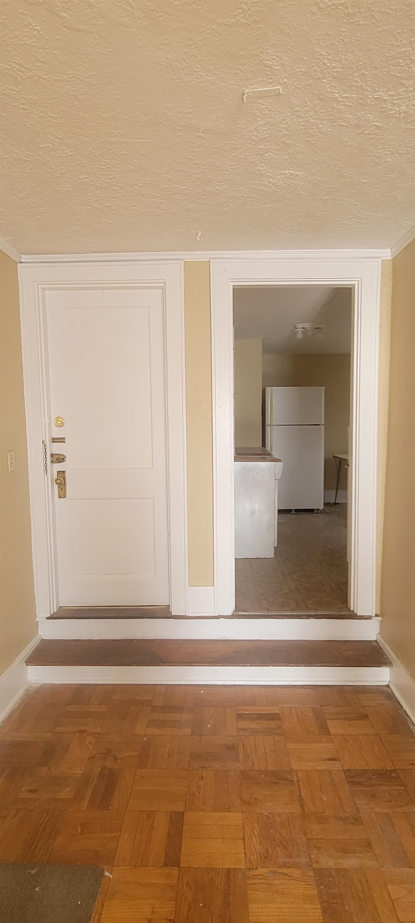 1239 Agnes Place - 4